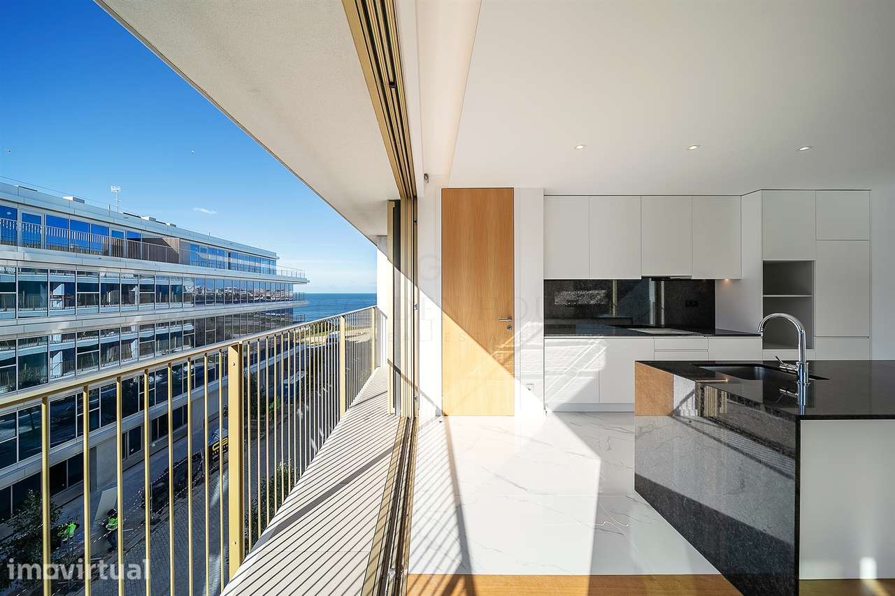 T3 de Luxo em 1ª Linha de Mar e Rio em Gaia - Grande imagem: 2/34