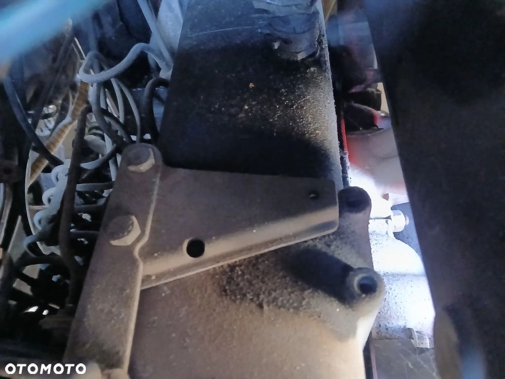 MERCEDES BENZ T1 309D silnik 3.0 88 KM 617.913 skrzynia 5-CIO BIEGOWA napęd sanki belka wahacz - 3