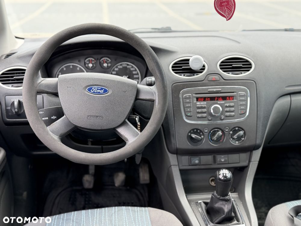 Ford Focus - 7