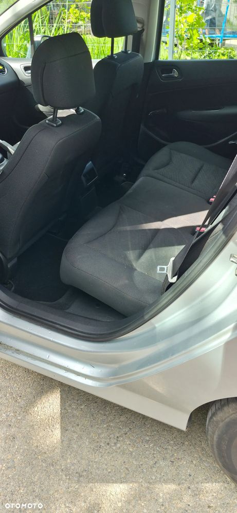 Peugeot 308 1.6 HDi Presence - 8