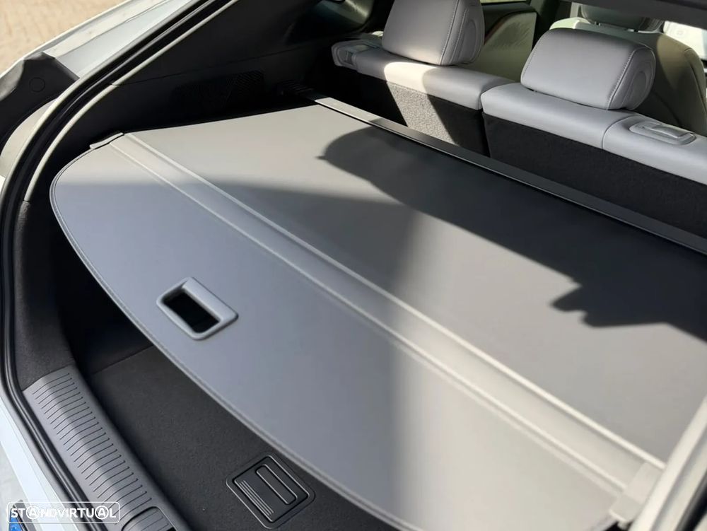 Xpeng G6 68.5 kWh Standard Range - 7
