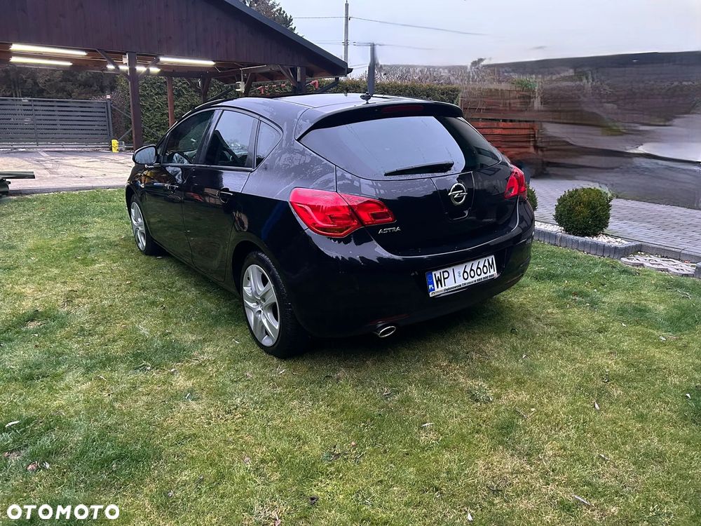 Opel Astra 1.4 Turbo Color Edition - 7