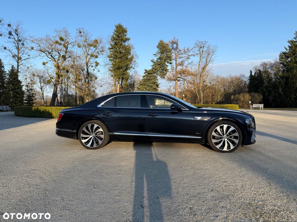 Bentley Flying Spur Azure - 8