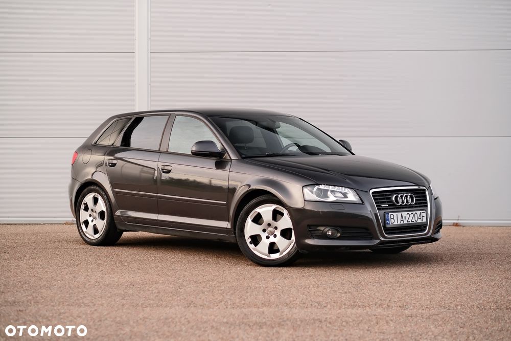 Audi A3 Sportback 2.0 TDI DPF quattro S line Sportpaket (plus) - 2