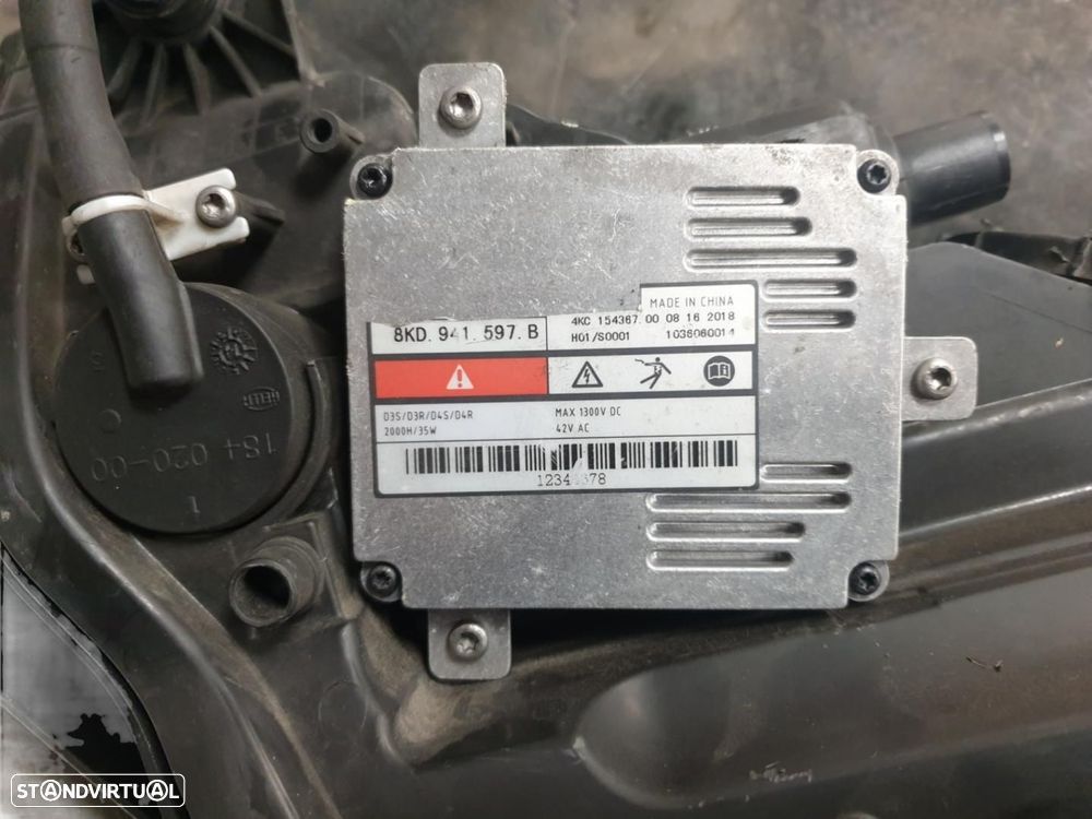 FAROL DIREITO AUDI A3 8V1 - 7