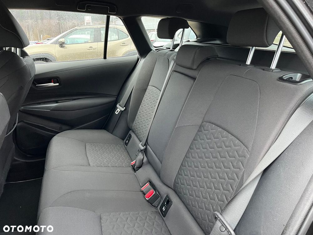 Toyota Corolla 1.8 Hybrid Comfort - 29