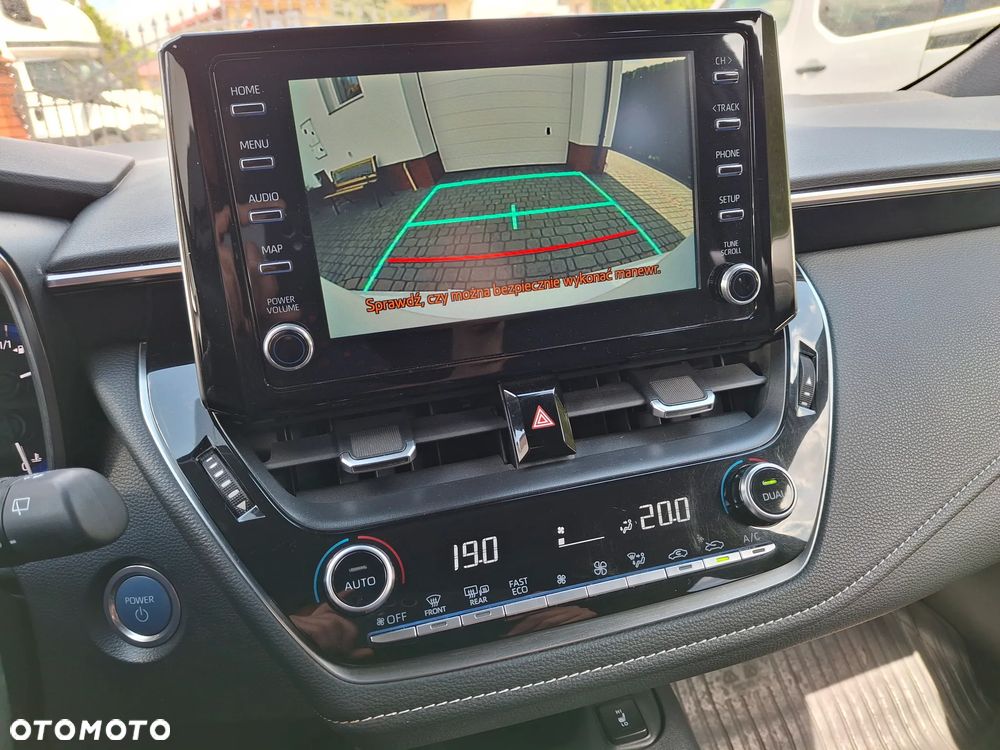 Toyota Corolla 1.8 Hybrid GPF Comfort - 28