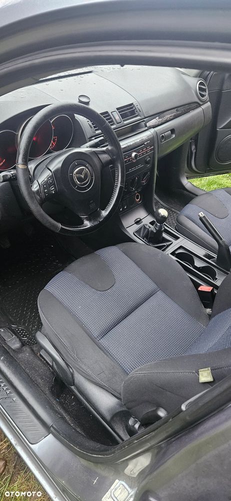 Mazda 3 1.6 Active - 4