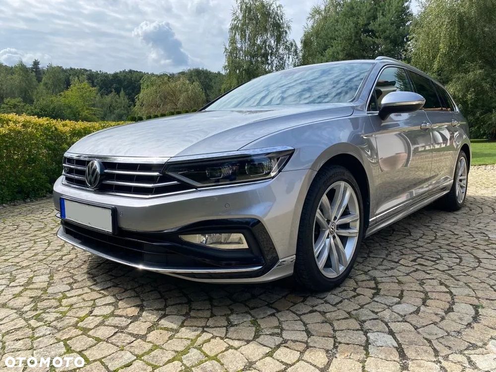 Volkswagen Passat Variant 2.0 TDI SCR DSG Elegance - 2
