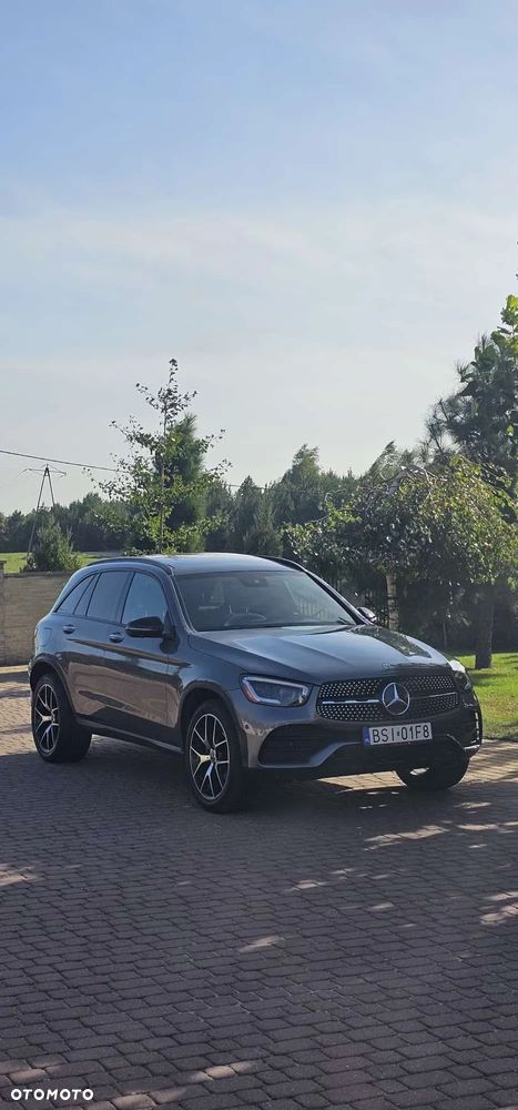 Mercedes-Benz GLC 300 4Matic 9G-TRONIC AMG Line Plus - 16