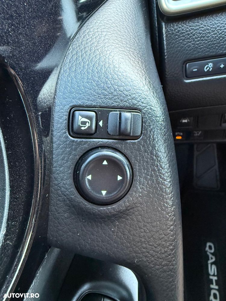Nissan Qashqai 1.5 DCI N-Connecta - 30