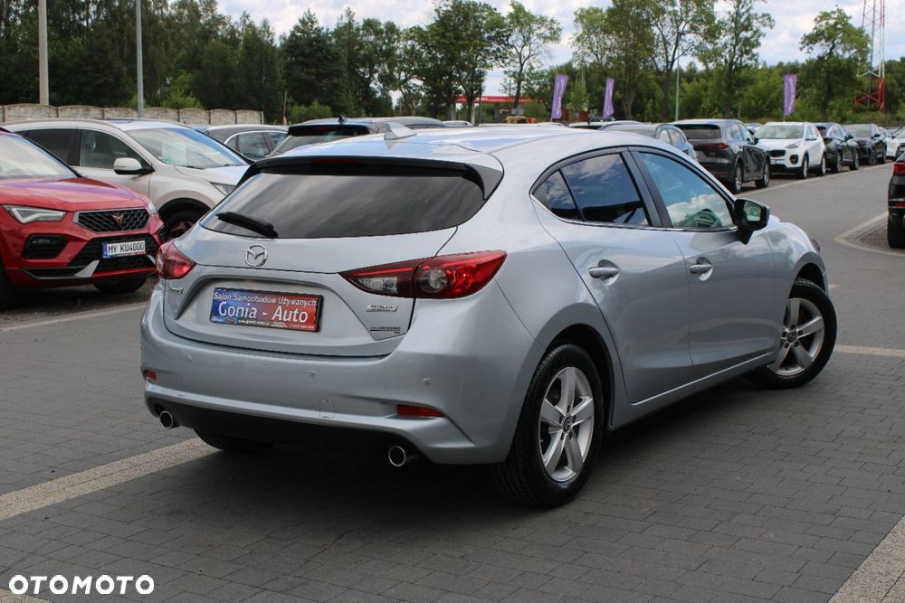 Mazda 3 - 6