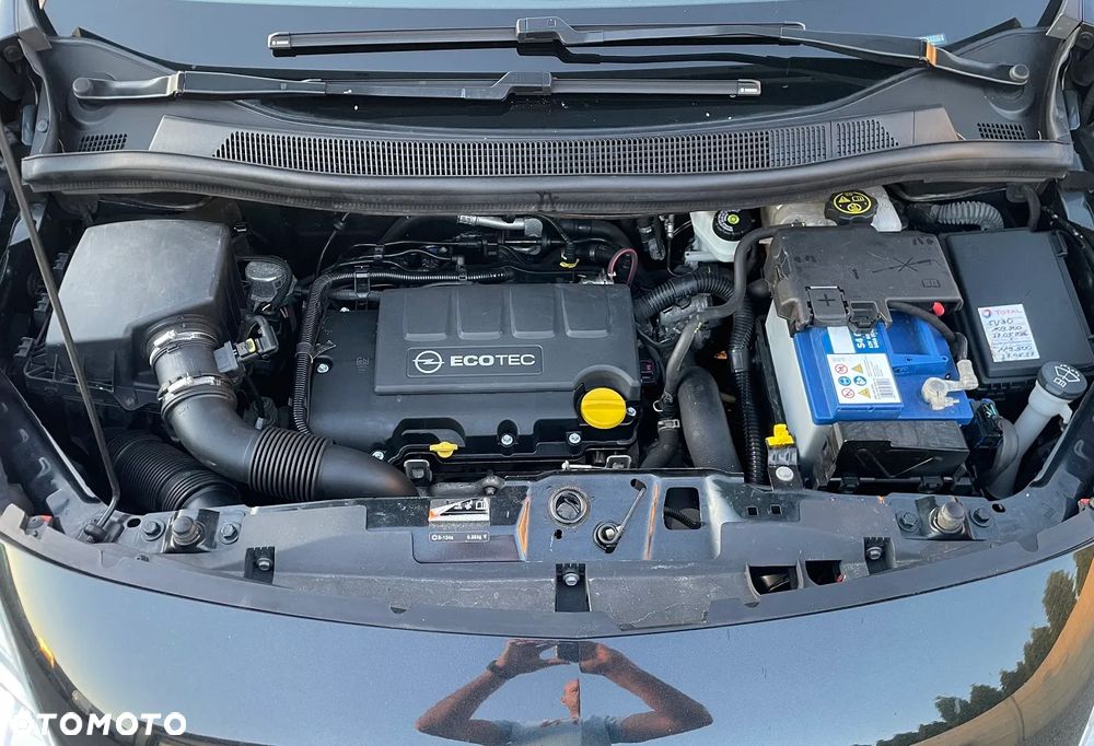 Opel Meriva 1.4 T Cosmo - 27