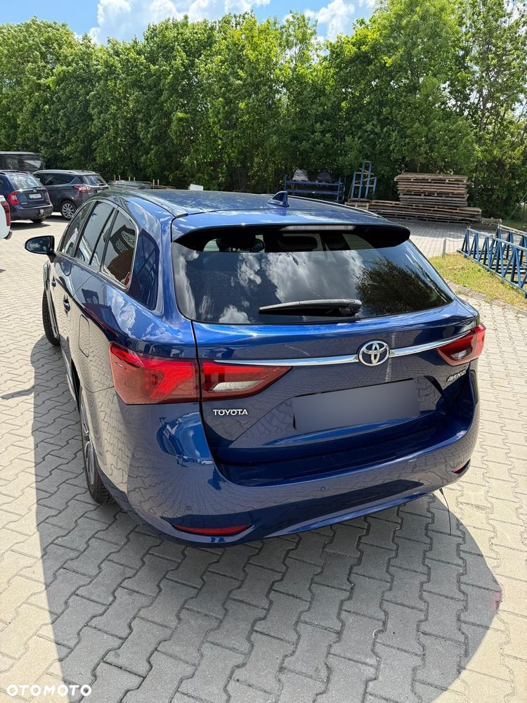 Toyota Avensis 2.0 D-4D Prestige - 4