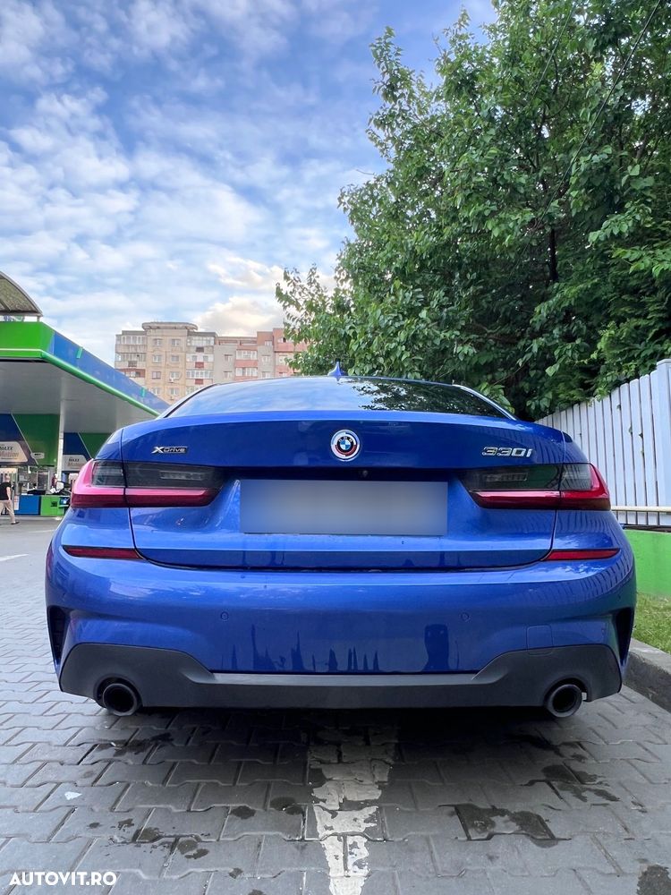BMW Seria 3 330i xDrive AT - 4