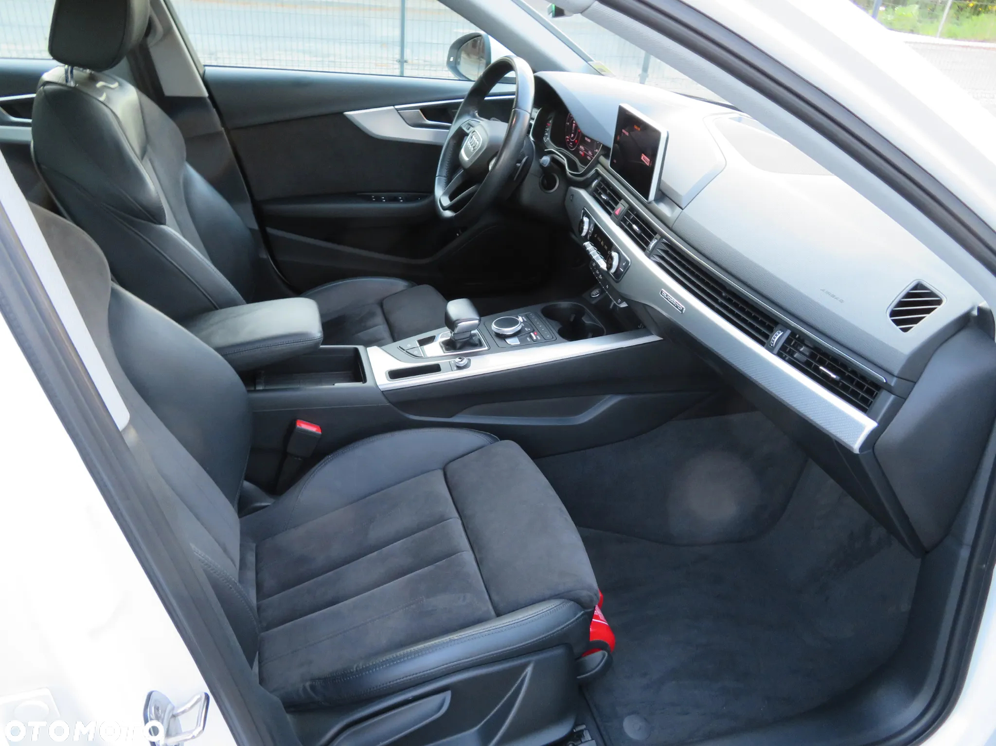 Audi A4 40 TDI Quattro S tronic - 17