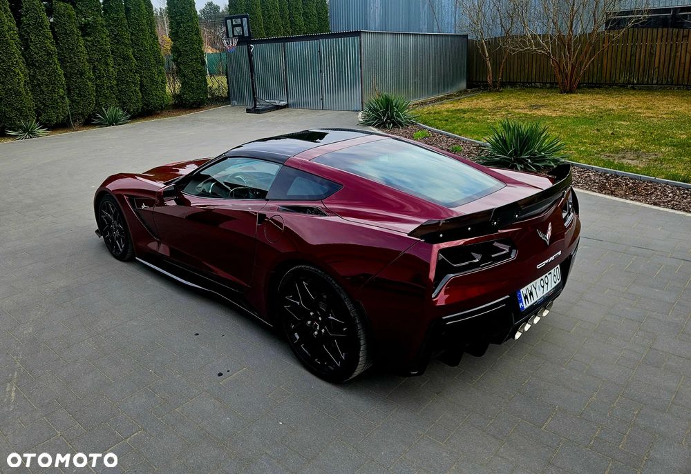 Chevrolet Corvette - 7