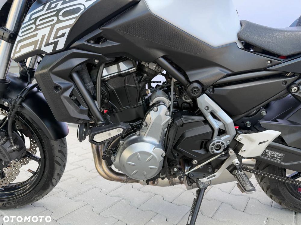 Kawasaki Z 650 - 18