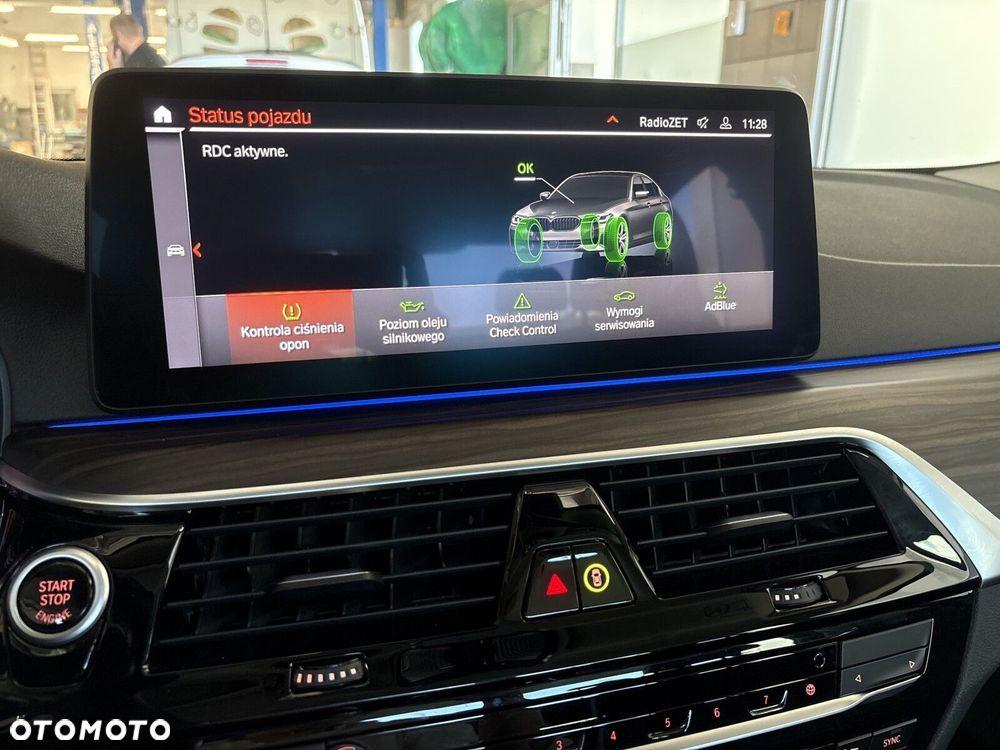 BMW Seria 5 520d mHEV - 24