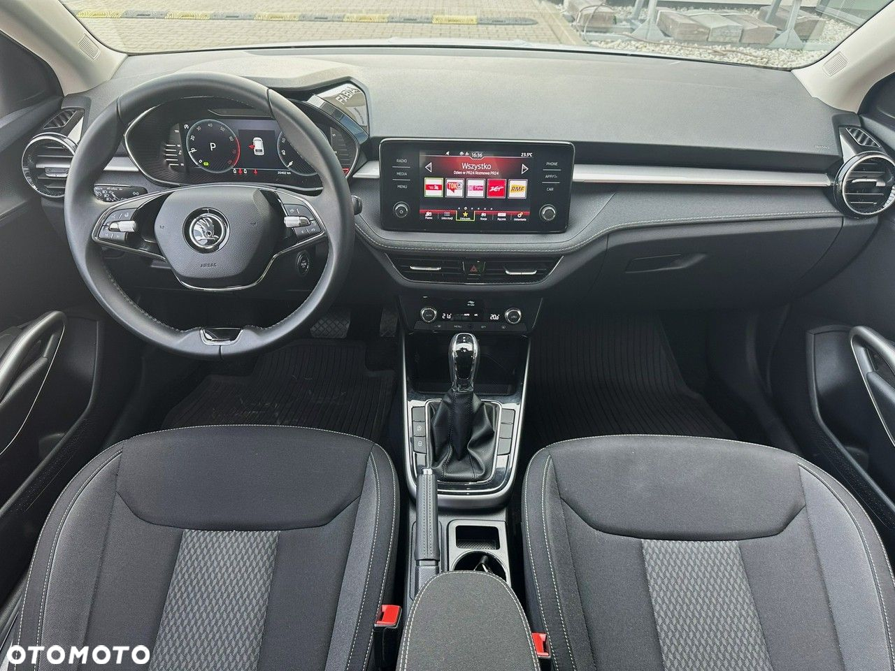 Skoda Fabia - 8
