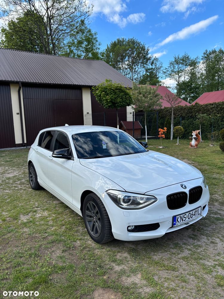 BMW Seria 1 120d xDrive - 13