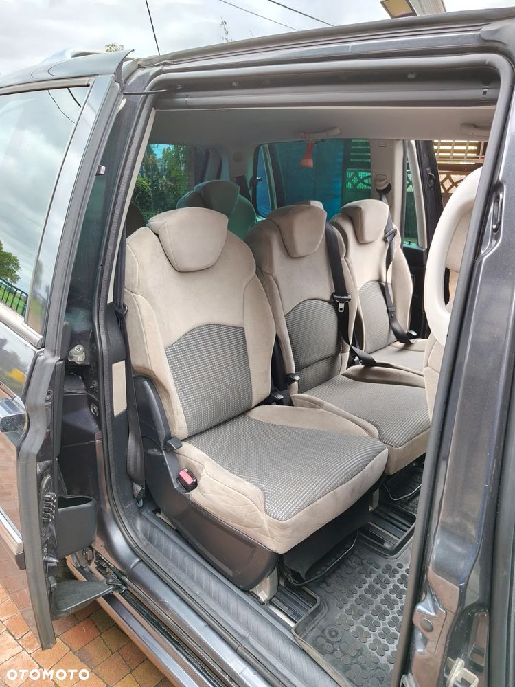 Peugeot 807 2.0 HDi Premium - 10