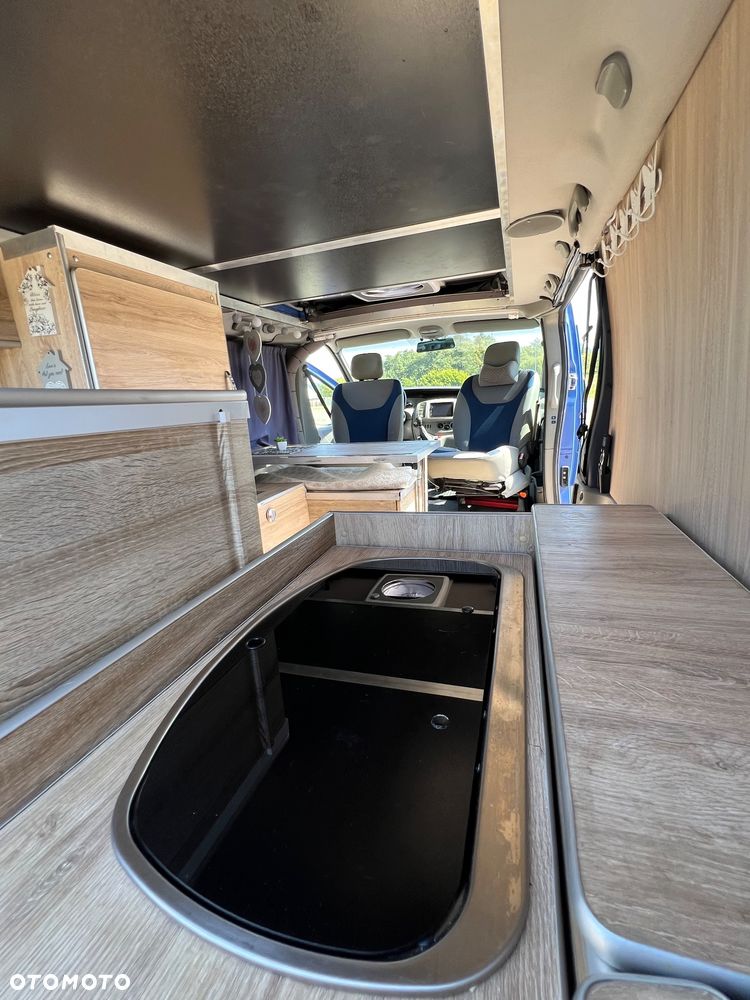 Renault Trafic - 17