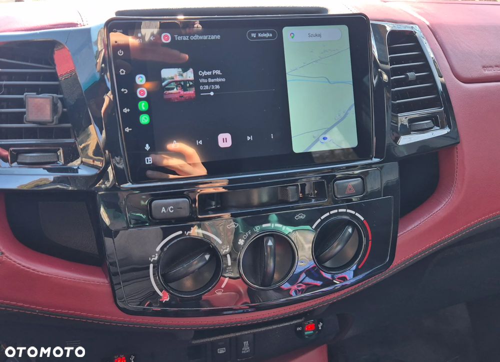 Toyota Hilux 2.5 D-4D SR5 - 34