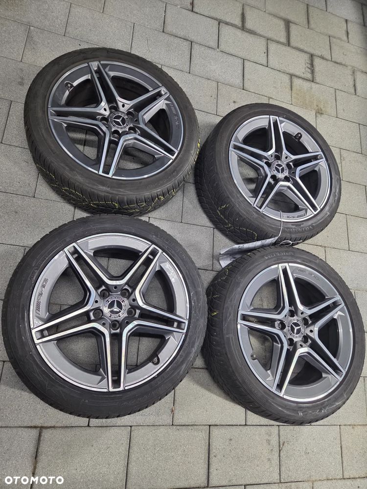 Mercedes-Benz CLA 220 AMG Line 7G-DCT - 36