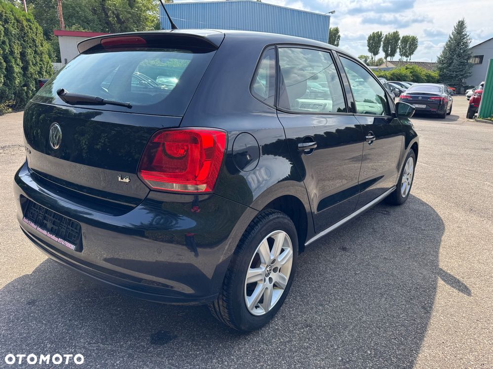 Volkswagen Polo 1.4 FSI Highline - 9