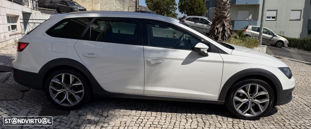 SEAT Leon ST 1.6 TDI S&S Style - 10