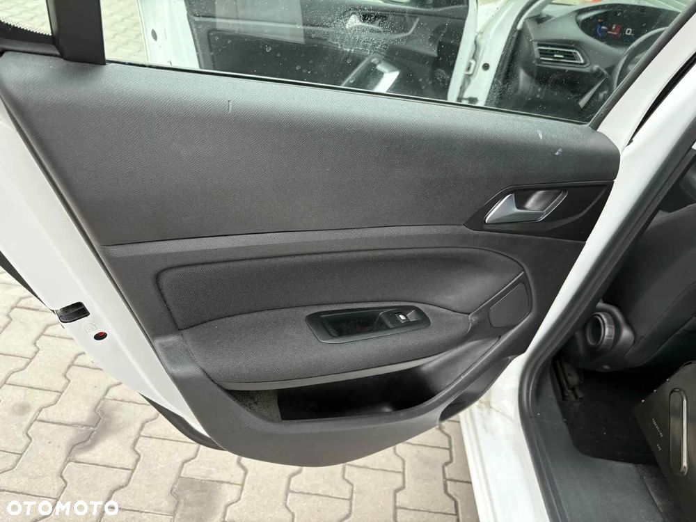 Peugeot 308 1.5 BlueHDi Active Pack S&S - 14