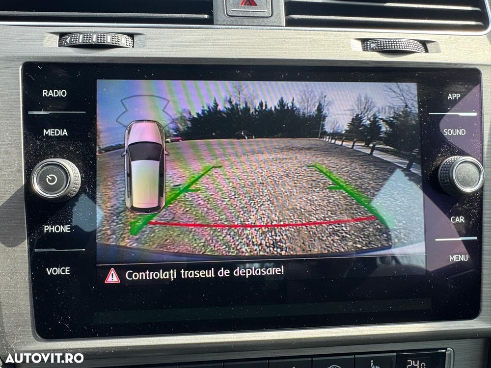 Volkswagen Golf 1.6 TDI DPF BMT DSG Comfortline - 14