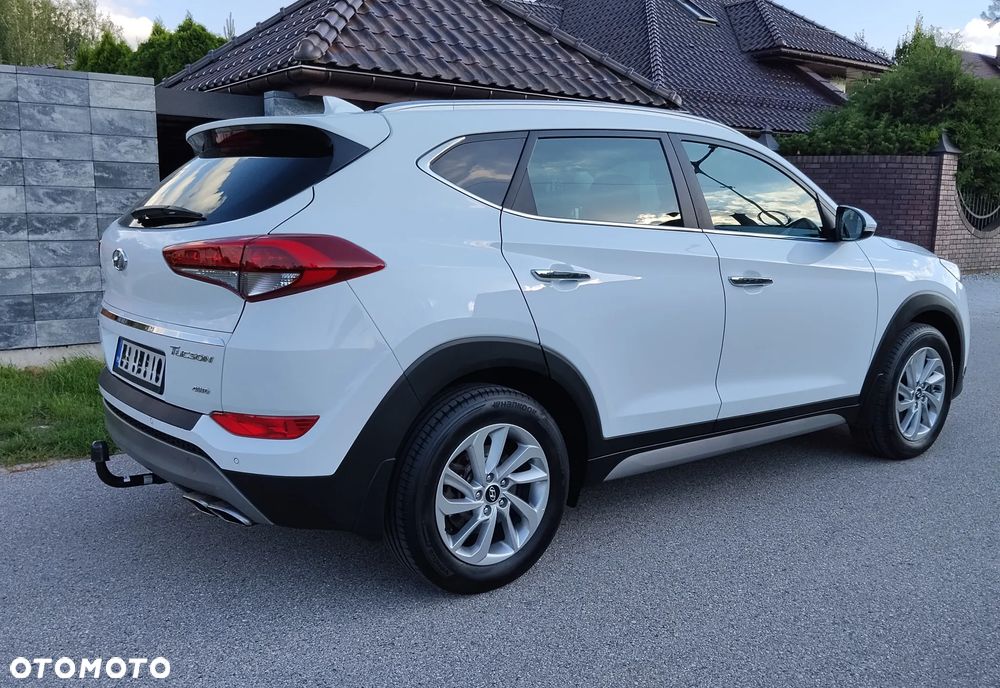 Hyundai Tucson - 4