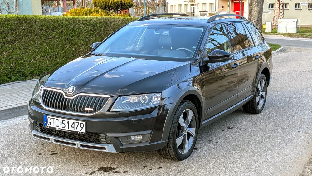 Skoda Octavia Scout 2.0 TDI 4x4 DSG - 1
