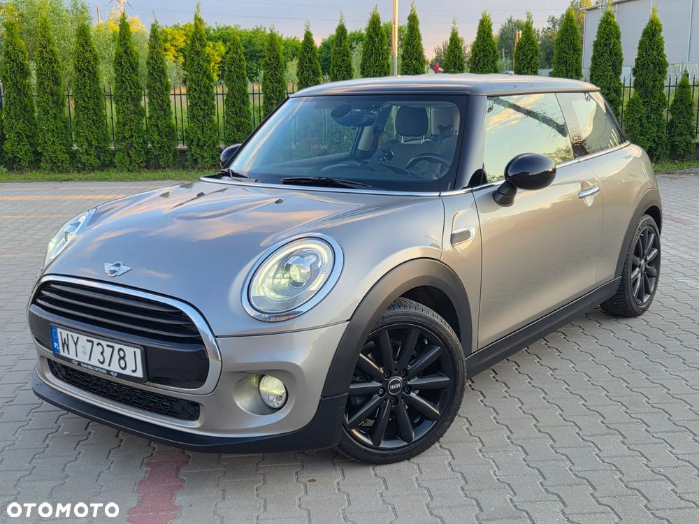 MINI Cooper Seven Chili - 33