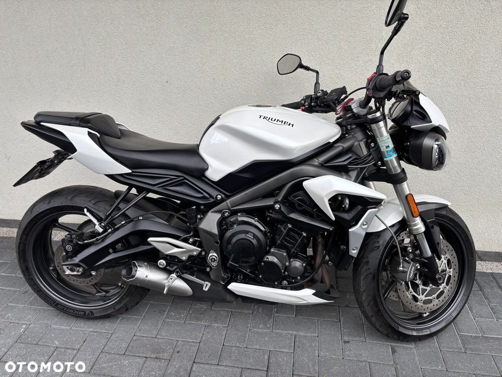 Triumph Street Triple - 6