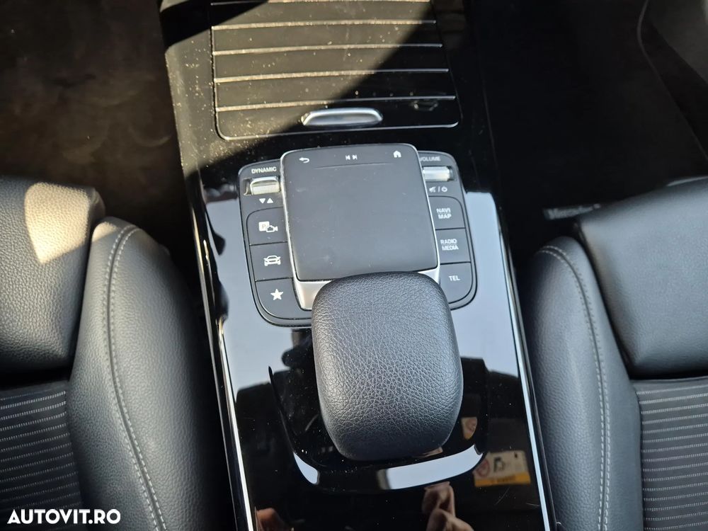 Mercedes-Benz CLA 180 d 7G-DCT Progressive - 18