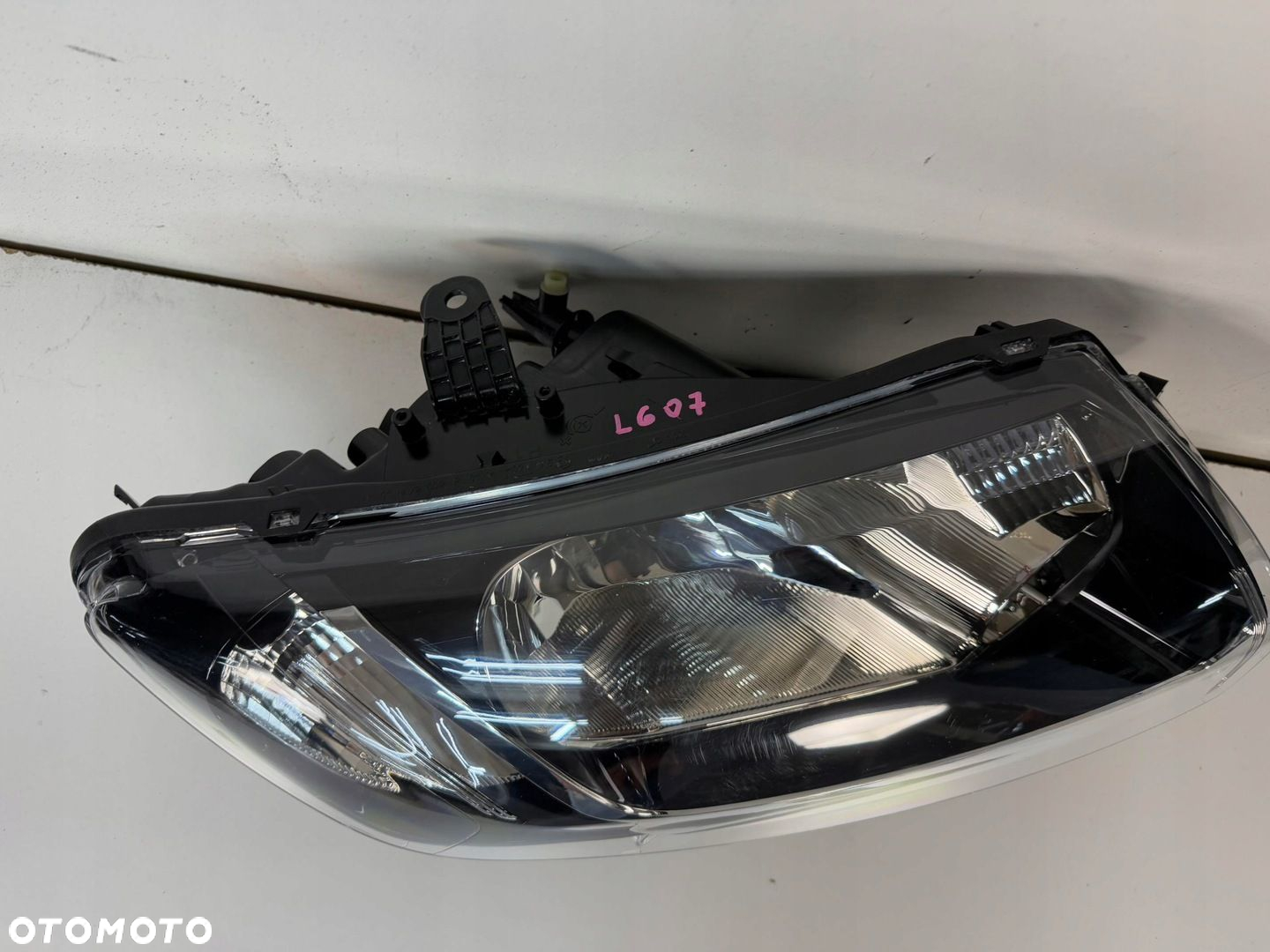 LAMPA PRZOD PRZEDNIA PRAWA DACIA SANDERO II 2 ZWYKLA 2012- 260107615R CALA - 4