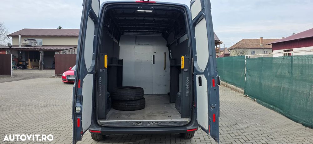 Mercedes-Benz Sprinter - 3
