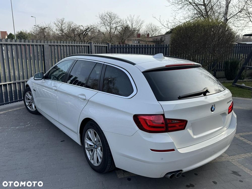 BMW Seria 5 520d - 5