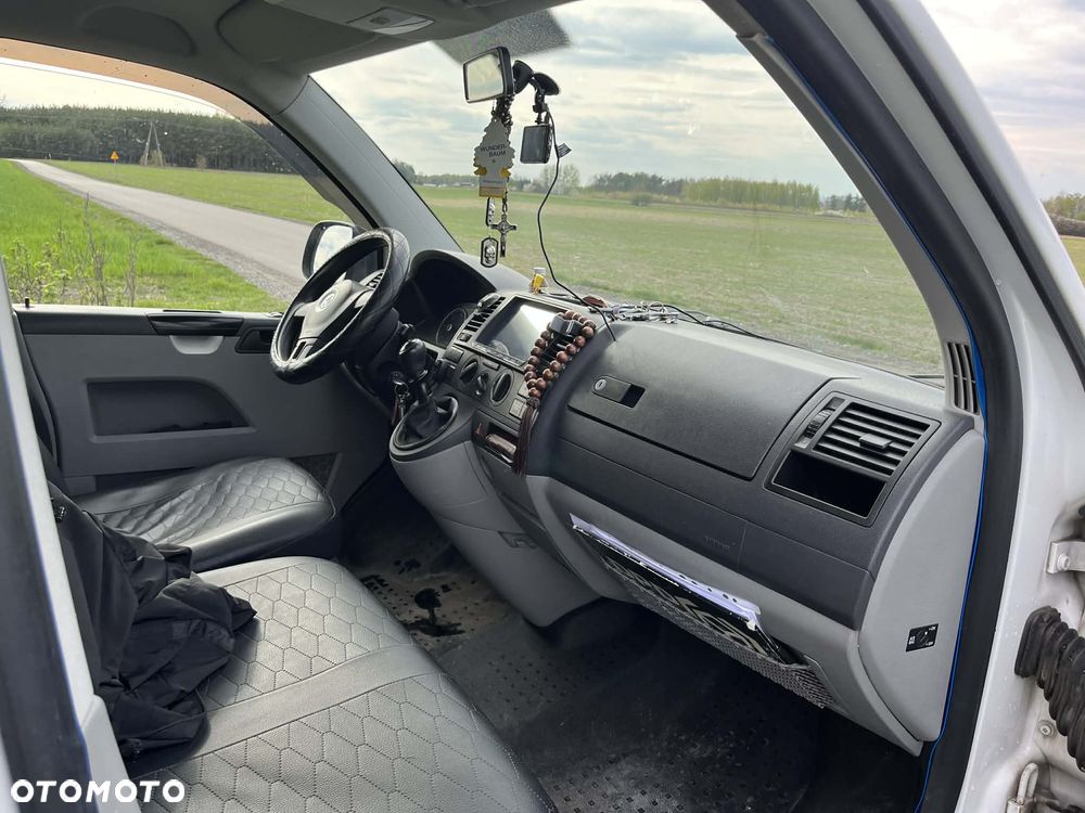 Volkswagen Transporter Caravelle Kurz BMT Profi - 11