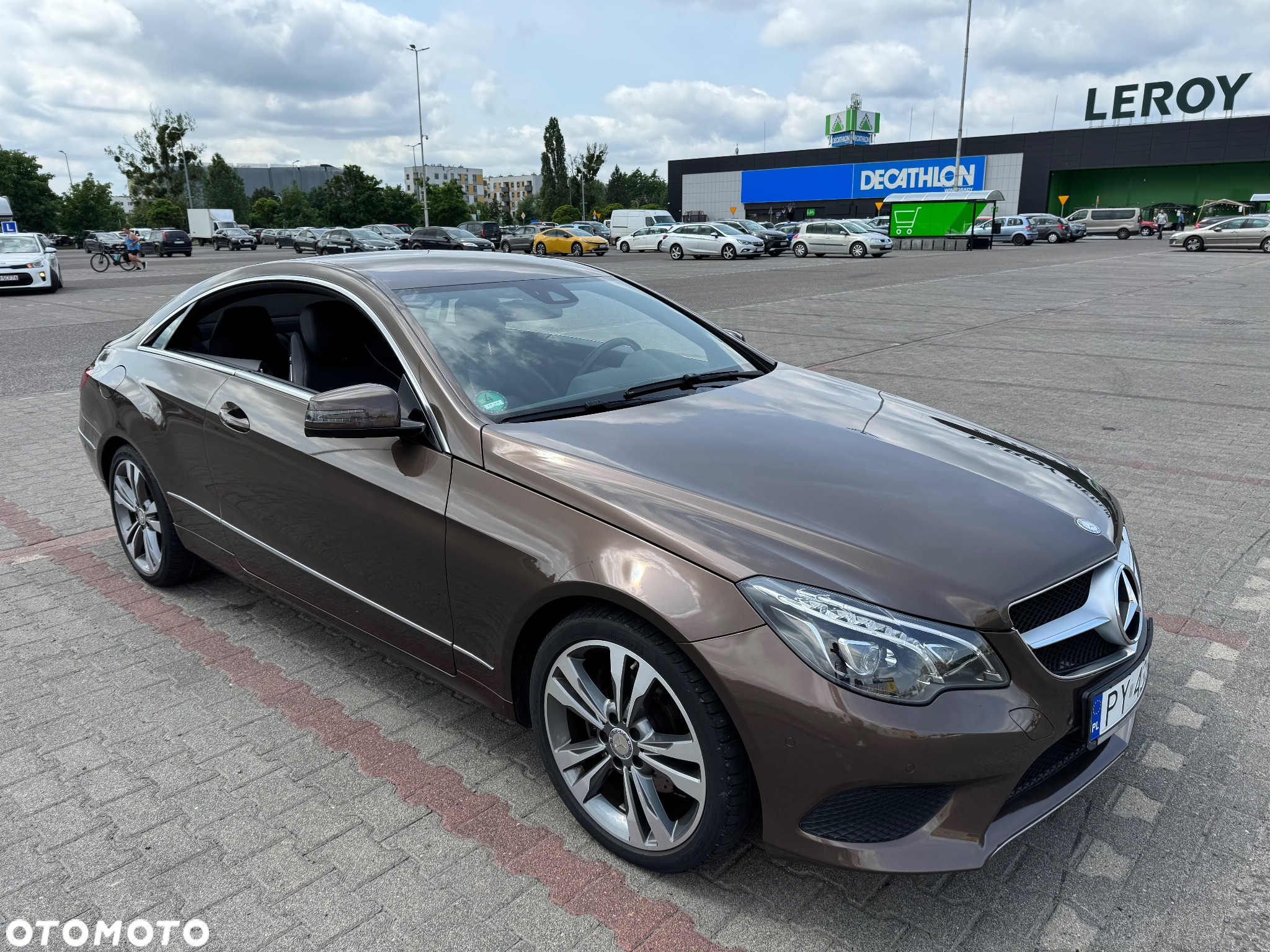 Mercedes-Benz Klasa E 200 Coupe 7G-TRONIC - 34