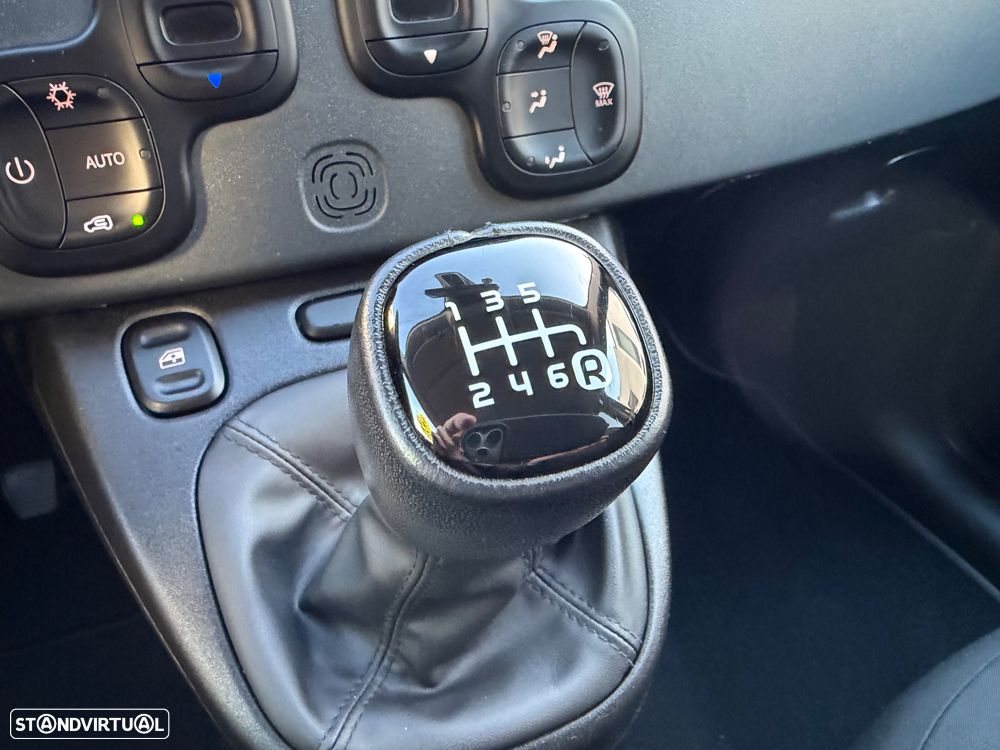 Fiat Panda 1.0 Hybrid (RED) - 18