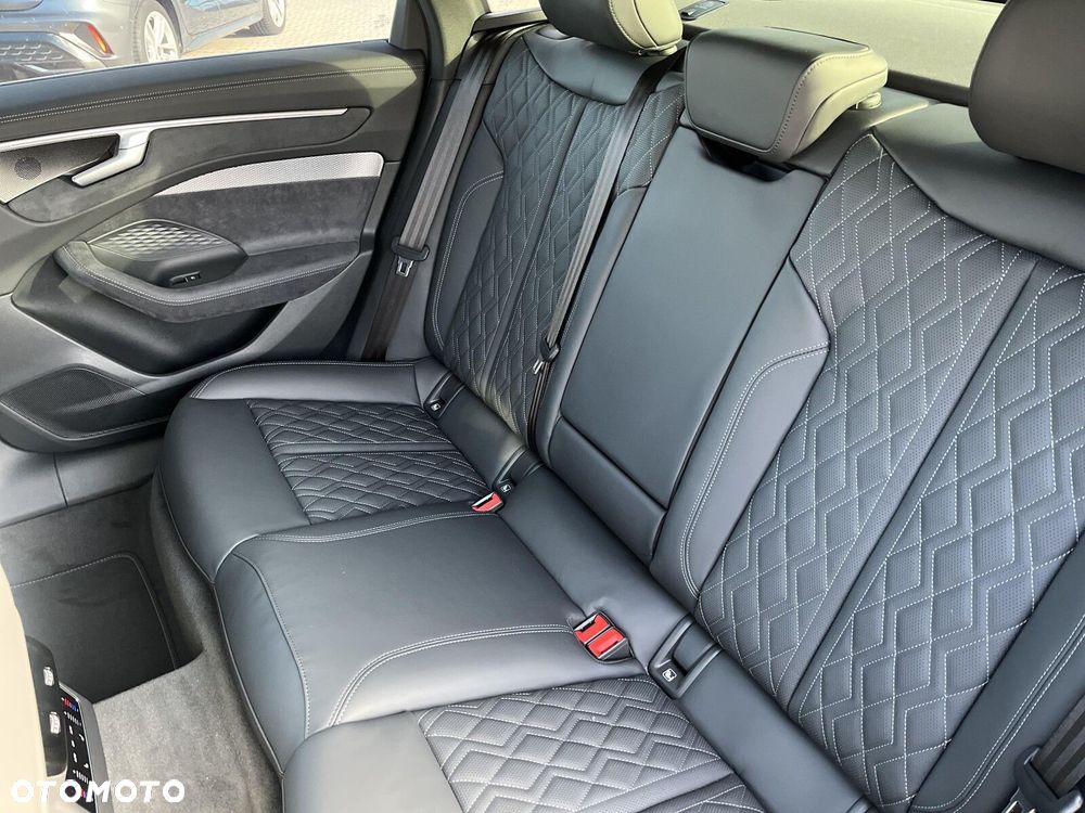 Audi A6 Limousine - 11