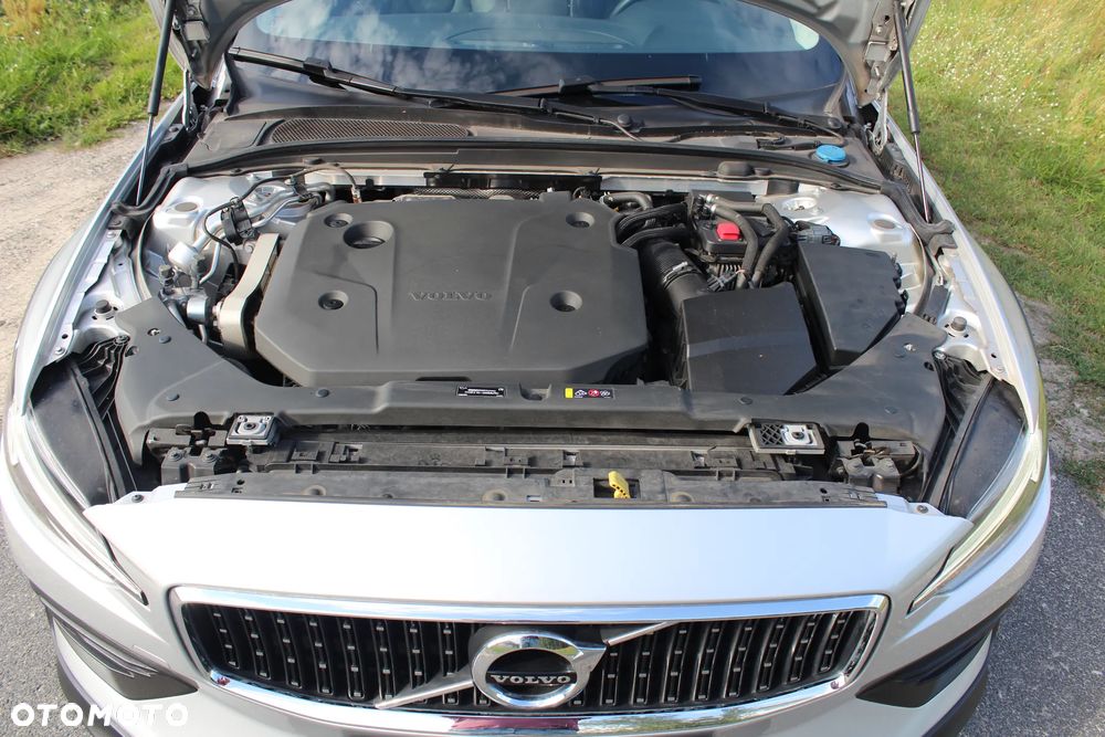 Volvo V60 Cross Country B4 D AWD Geartronic Pro - 20