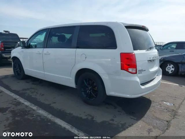 Dodge Grand Caravan 3.6 R/T - 24