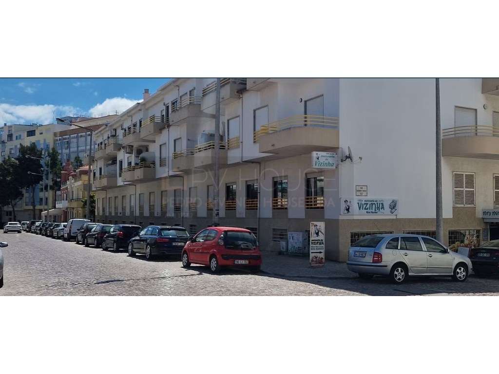 Apartamento Duplex T3 totalmente remodelado | Costa da Caparica | 3... - Grande imagem: 2/15