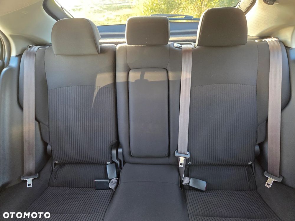 Mitsubishi Lancer 1.6 Invite - 19