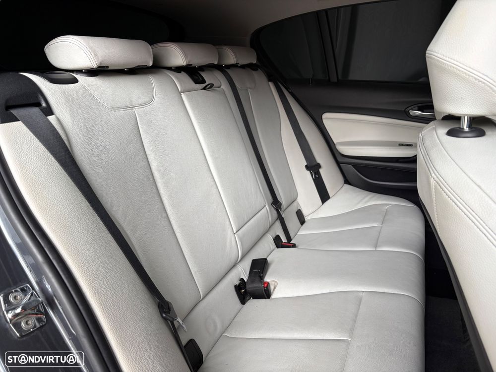 BMW 118 dA Pack M - 14